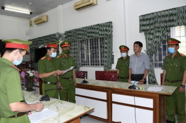 Khởi tố Phó Giám đốc Sở Y tế Trà Vinh và nguyên Giám đốc CDC do liên quan Công ty Việt Á
