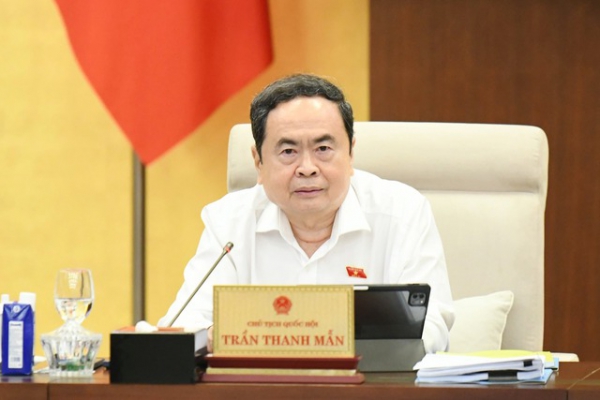 Dự thảo Luật Vi&ecirc;n chức sửa đổi: Chấm dứt cơ chế &ldquo;vi&ecirc;n chức suốt đời&rdquo;?