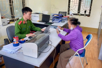 Đối tượng xưng công an gọi video đọc lệnh khởi tố cụ bà 77 tuổi về tội buôn bán ma túy