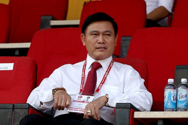 C&ocirc;ng Phượng c&oacute; thể bị 'h&agrave;nh x&aacute;c' v&igrave; thể thức cũ