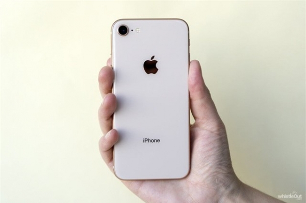 6 smartphone tầm giá dưới 8 triệu đáng mua chơi Tết