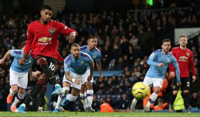 Rashford kh&ocirc;ng thua k&eacute;m Ronaldo tại M.U