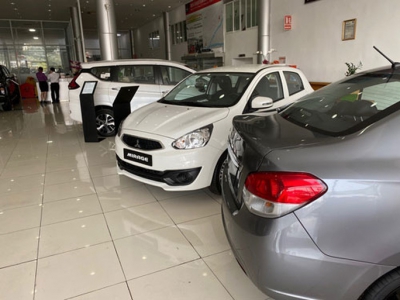 Thị trường &ocirc;t&ocirc; chưa hồi phục