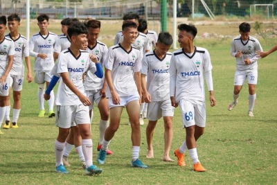 HLV U19 CAND: 'U19 HAGL hiện nay hay hơn lứa C&ocirc;ng Phượng rất nhiều'