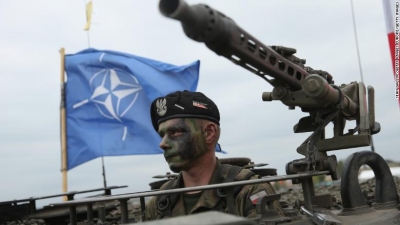 Nóng: Quân NATO đang áp sát biên giới Nga