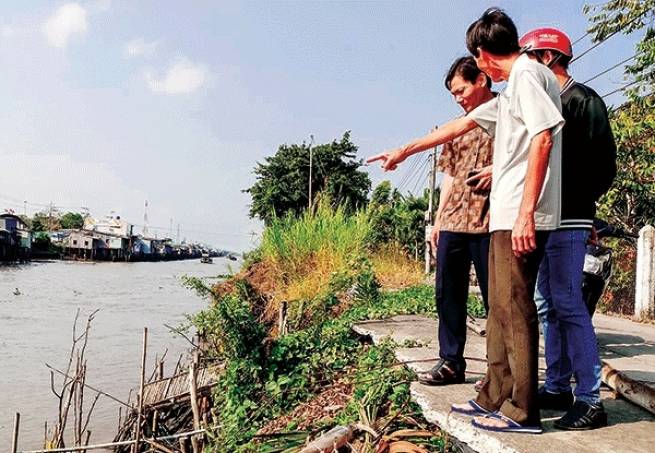 Khẩn trương khắc phục c&aacute;c điểm sạt lở ph&iacute;a Bắc C&aacute;i Sắn