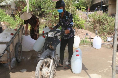 Nhiều giải pháp cấp nước sinh hoạt phục vụ nhân dân vùng hạn mặn