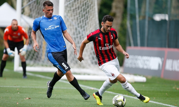 Lịch thi đấu bóng đá hôm nay 2/9: AC Milan xuất chiến