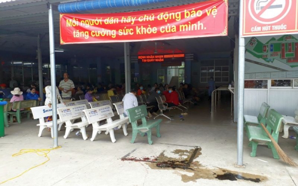 N&Oacute;NG: Bị đ&acirc;m chết v&igrave;... chở vợ người kh&aacute;c v&agrave;o bệnh viện kh&aacute;m