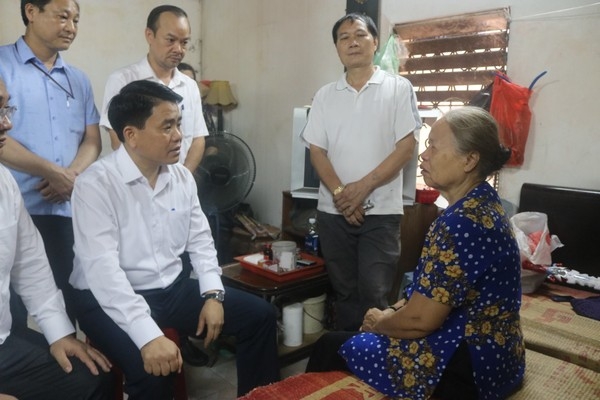 Chủ tịch H&agrave; Nội h&agrave;nh động &ldquo;n&oacute;ng&rdquo; sau vụ xe đi&ecirc;n đ&acirc;m chết người