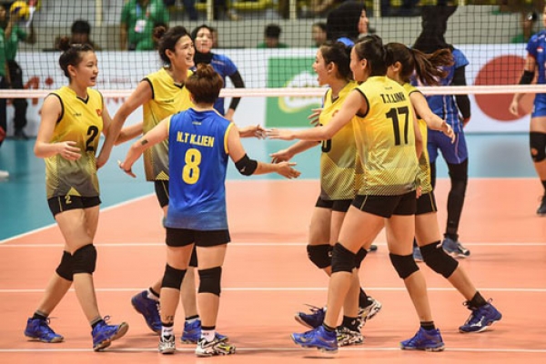Đội tuyển b&oacute;ng chuyền nữ: Vẫn rối h&agrave;ng c&ocirc;ng