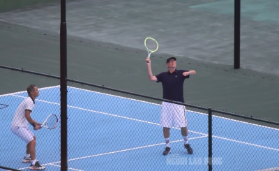 Chùm ảnh: Tỉ phú Bill Gates và bạn gái chơi tennis ở Đà Nẵng
