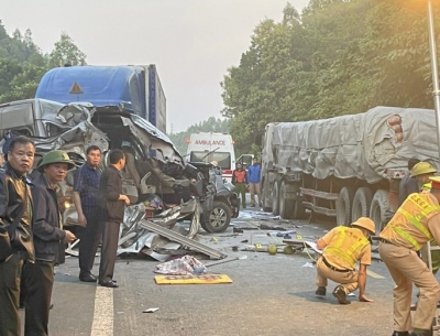 Tổng kiểm tra xe khách hợp đồng sau vụ tai nạn 5 người tử vong ở Lạng Sơn