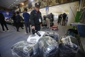 Sức n&oacute;ng b&ecirc;n trong trung t&acirc;m b&aacute;o ch&iacute; trước giờ G thượng đỉnh Mỹ-Triều