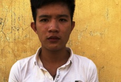 Hơn 40 trai l&agrave;ng d&ugrave;ng m&atilde; tấu đ&aacute;nh nhau, 2 người thương vong