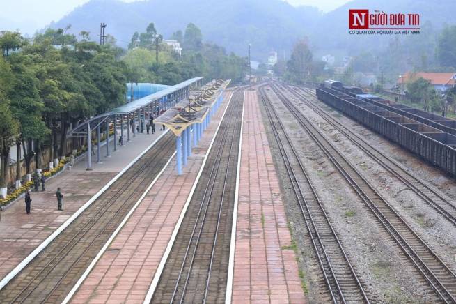 Cận cảnh cung đường sắt đ&oacute;n t&agrave;u bọc th&eacute;p của nh&agrave; l&atilde;nh đạo Triều Ti&ecirc;n Kim Jong Un