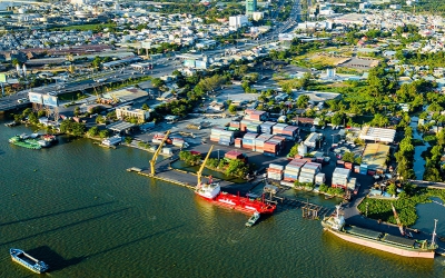 Th&uacute;c đẩy dịch vụ logistics ở V&ugrave;ng kinh tế trọng điểm ph&iacute;a nam