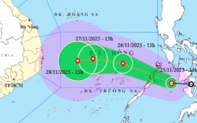 Áp thấp nhiệt đới di chuyển nhanh hơn, sắp mạnh thành bão số 15 giật tới cấp 12, hướng vào đâu?