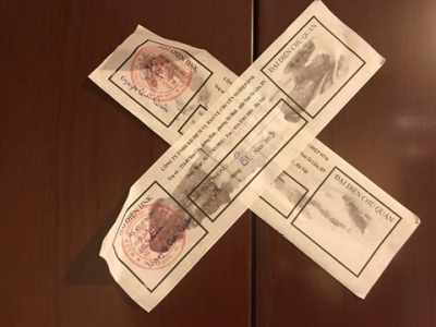 Chồng tự vẫn lao &ocirc;t&ocirc; chở vợ con xuống s&ocirc;ng: Lời x&oacute;t xa của h&agrave;ng x&oacute;m