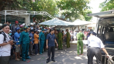 Vụ xe Lexus t&ocirc;ng v&agrave;o đ&aacute;m tang: Bất ngờ về danh t&iacute;nh chủ xe