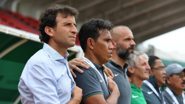 Cựu HLV Indonesia: 'Việt Nam rất kh&oacute; bị đ&aacute;nh bại'