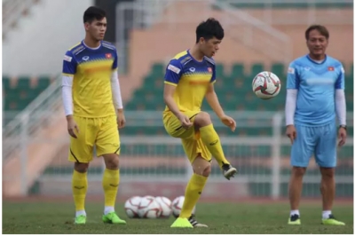 U23 Việt Nam bắt đầu tập 2 buổi/ng&agrave;y, t&igrave;m người thay Đo&agrave;n Văn Hậu