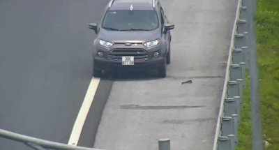 Bị ph&aacute;t hiện đi ngược chiều tr&ecirc;n cao tốc H&agrave; Nội-Hải Ph&ograve;ng, t&agrave;i xế l&ugrave;i xe bỏ chạy