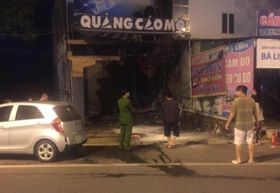 Ch&acirc;̣p đi&ecirc;̣n cháy vào m&ugrave;ng 2 T&ecirc;́t, người d&acirc;n hoảng h&ocirc;́t tháo chạy