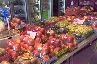 Mỗi th&aacute;ng Việt Nam chi 150 triệu USD nhập rau quả