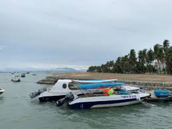 Bất động sản Bắc Vân Phong ấm dần