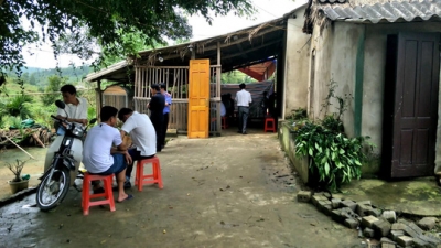 Người đ&agrave;n &ocirc;ng tử vong sau khi bị nh&oacute;m &ldquo;t&iacute;n dụng đen&rdquo; bắt giữ, đ&aacute;nh đập?