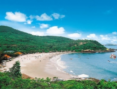 Thực hư th&ocirc;ng tin b&atilde;i biển Nhũ Ti&ecirc;n chỉ phục vụ kh&aacute;ch Trung Quốc