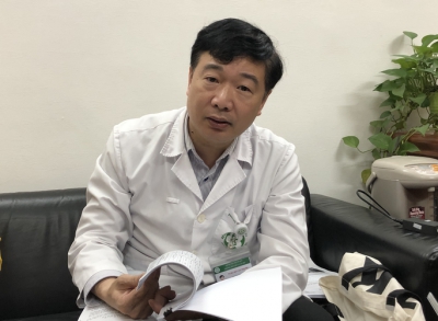 Hơn 200 c&aacute;n bộ y tế Bệnh viện Bạch Mai nghỉ việc: L&atilde;nh đạo bệnh viện n&ecirc;u 4 l&yacute; do