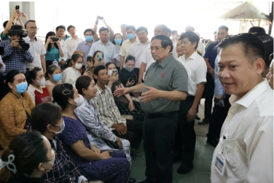 Cần Thơ: Thông tin mới vụ mua 2 máy xạ trị theo chỉ đạo của Thủ tướng