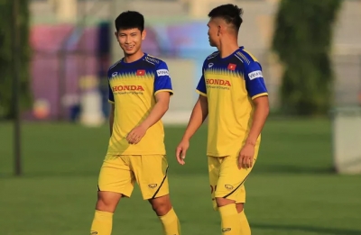 Khi HLV Park Hang-seo gạch một loạt t&ecirc;n tuổi ở h&agrave;ng c&ocirc;ng để đ&ocirc;n một gương mặt U22 c&ograve;n "v&ocirc; danh"