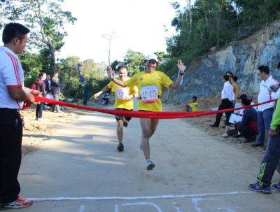 Ch&acirc;n chạy số 1 Việt Nam tranh t&agrave;i Giải việt d&atilde; "Chinh phục đỉnh B&agrave; R&aacute;" 2020