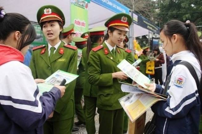 Thi v&agrave;o khối trường c&ocirc;ng an: Th&iacute; sinh miền n&uacute;i chiếm ưu thế