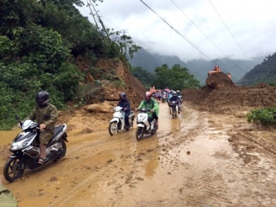 H&ograve;a B&igrave;nh: Cảnh b&aacute;o lũ qu&eacute;t, sạt lở đất do ảnh hưởng của r&atilde;nh &aacute;p thấp