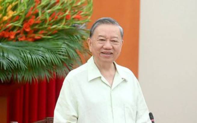Tổng B&iacute; thư: Ph&aacute;t triển nhanh phải chuyển đổi số nghi&ecirc;m t&uacute;c, đ&acirc;y kh&ocirc;ng phải l&agrave; thứ để trang điểm
