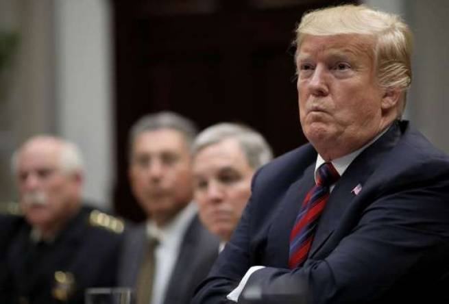 Bị Thượng viện &ldquo;răn đe&rdquo;, &ocirc;ng Trump tuy&ecirc;n bố d&ugrave;ng quyền phủ quyết
