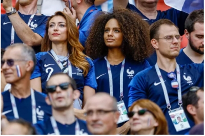 Điều &iacute;t biết về người t&igrave;nh hoa hậu của sao trẻ Kylian Mbappe