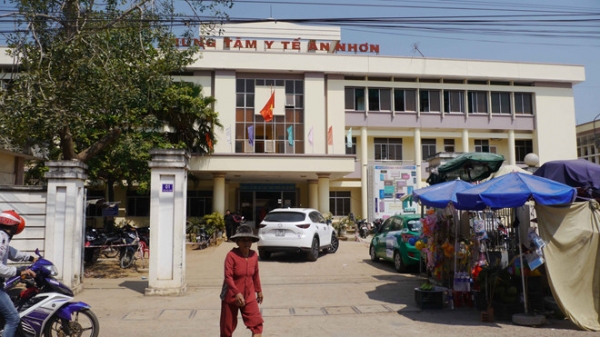 Gia đ&igrave;nh sản phụ tố b&aacute;c sĩ k&eacute;m chuy&ecirc;n m&ocirc;n khiến thai nhi 5,1 kg chết oan