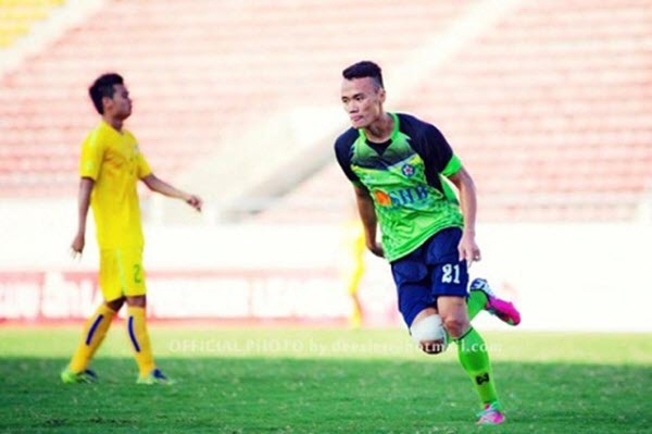 'Si&ecirc;u dự bị' Xu&acirc;n Nam từng từ chối đội b&oacute;ng Th&aacute;i Lan để về CLB TP.HCM