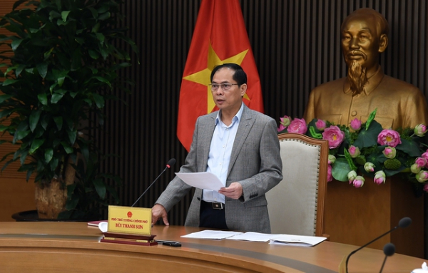 Họp về mức thuế của Mỹ, Phó Thủ tướng yêu cầu kiểm soát chặt chẽ xuất xứ hàng hoá