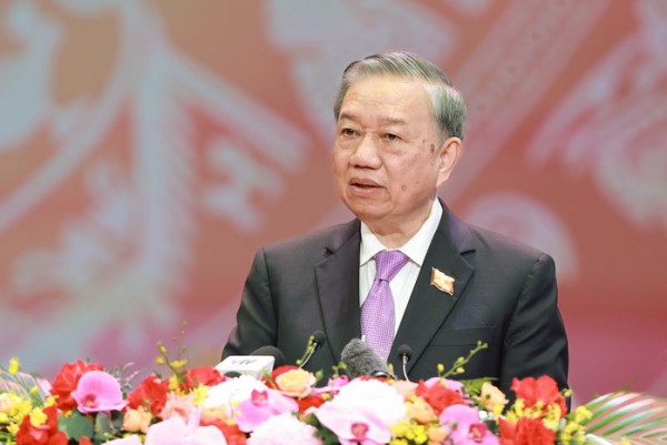 Tổng B&iacute; thư T&ocirc; L&acirc;m: Đằng sau sự thịnh vượng đang đến gần l&agrave; hi sinh lặng lẽ của nhiều thế hệ c&aacute;n bộ