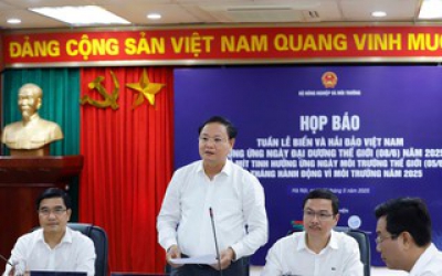 Bộ NN-MT: Thu gom rác theo các túi 5, 10, 30 kg, không phải “cân rác lấy tiền”
