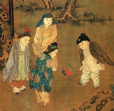 Nguồn gốc của b&oacute;ng đ&aacute; v&agrave; những sự thật th&uacute; vị về m&ocirc;n thể thao vua