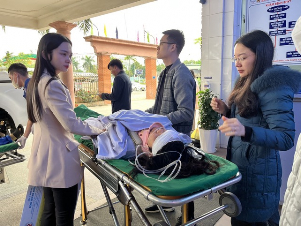 Thông tin mới vụ nhiều học sinh bị thương do trần lớp học sập