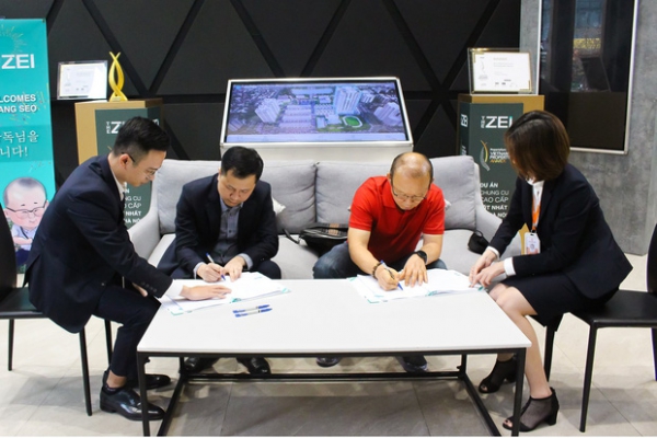 HLV Park sắp rời khỏi nơi ở của Li&ecirc;n đo&agrave;n b&oacute;ng đ&aacute; Việt Nam