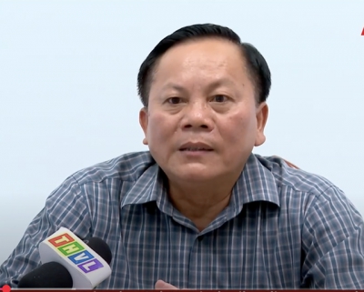 Vĩnh Long: Tiếp nhận hàng trăm đơn xin nghỉ việc của cán bộ, viên chức
